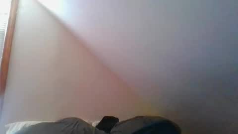 Snapshot of crush380 chatting on April 25, 2:14 pm Crush380 online show from April 25, 2:14 pm