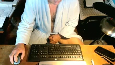 Snapshot of crushit chatting on February 18, 8:27 pm Crushit online show from February 18, 8:27 pm