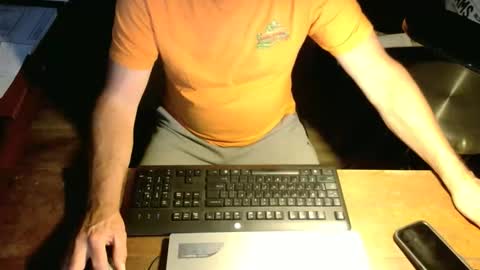 Snapshot of crushit chatting on April 8, 2:44 am Crushit online show from April 8, 2:44 am