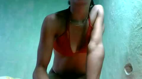 Snapshot of crushlove069 chatting on May 26, 5:03 am crushlove069 online show from May 26, 5:03 am