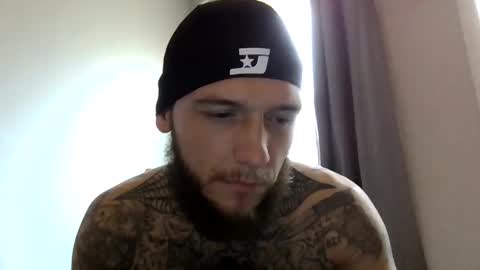 cruz815 online show from March 18, 1:47 pm