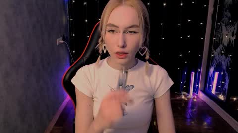 crybambi online show from February 11, 7:13 am