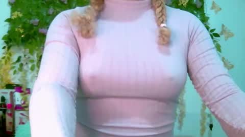 crysrus online show from May 2, 12:37 am