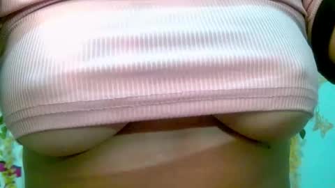 crysrus online show from May 15, 2:07 am