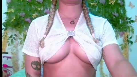 crysrus online show from July 1, 1:07 am