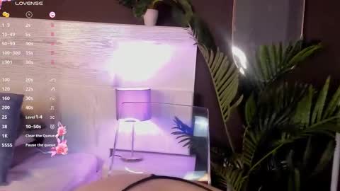 CRISTAL online show from February 25, 11:42 am