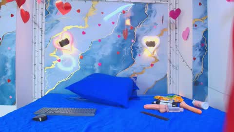 Snapshot of crystal_love08 chatting on March 3, 7:20 pm crystal online show from March 3, 7:20 pm