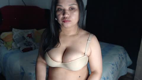   Crystal  Milf online show from June 12, 10:19 pm