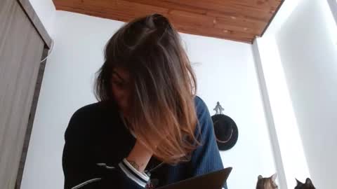 Crystal Blaze online show from February 8, 3:48 pm