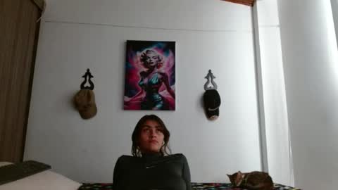 Snapshot of crystal_starx chatting on May 8, 7:08 pm Crystal Blaze online show from May 8, 7:08 pm