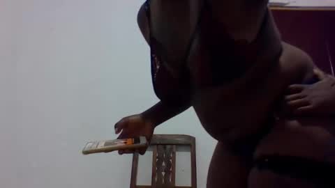 Snapshot of crystal_viv_1 chatting on September 23, 2:25 am crystal_viv_1 online show from September 23, 2:25 am
