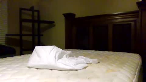 Snapshot of crystalbarbie214 chatting on November 12, 12:22 am crystalbarbie214 online show from November 12, 12:22 am