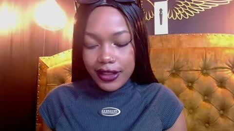 Snapshot of crystalbrooke3x chatting on February 26, 8:33 pm Crystal online show from February 26, 8:33 pm