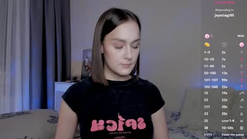 Snapshot of crystalcandies chatting on December 29, 7:22 pm Arina online show from December 29, 7:22 pm