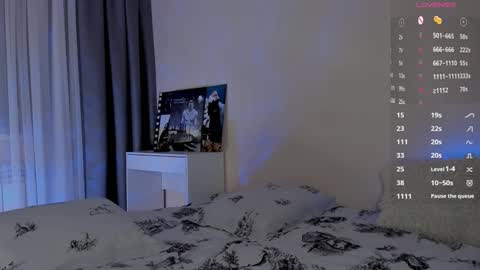 Snapshot of crystalcandies chatting on February 3, 7:52 pm Arina online show from February 3, 7:52 pm