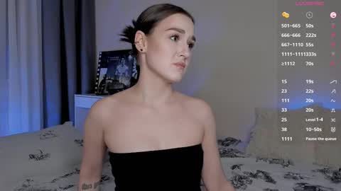 Snapshot of crystalcandies chatting on February 19, 7:27 pm Arina online show from February 19, 7:27 pm