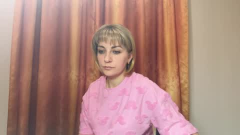 Mary online show from May 12, 7:11 pm