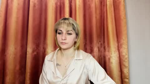 Mary online show from May 16, 7:34 pm
