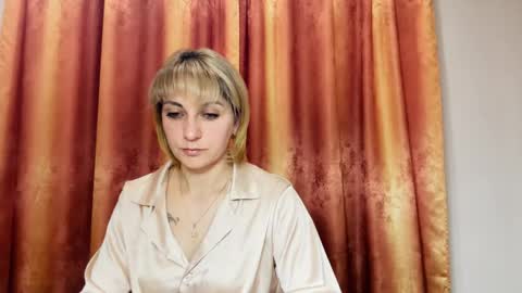 Mary online show from May 16, 7:45 pm