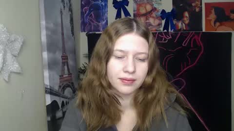 Snapshot of crystalgirl__ chatting on January 19, 1:15 pm Stella online show from January 19, 1:15 pm