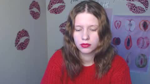 Snapshot of crystalgirl__ chatting on February 4, 6:36 pm Stella online show from February 4, 6:36 pm