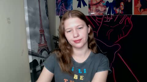 Snapshot of crystalgirl__ chatting on March 15, 7:14 am Stella online show from March 15, 7:14 am