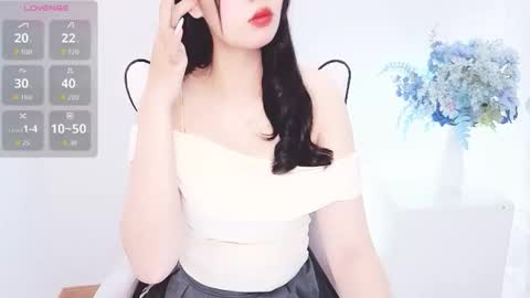 lea online show from March 24, 1:32 am