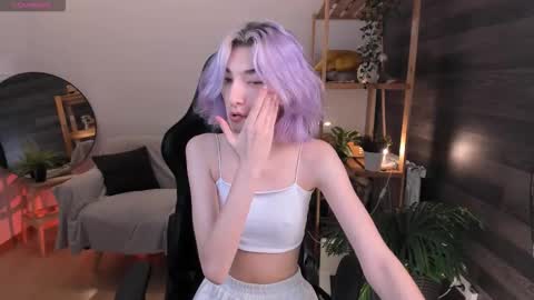 Snapshot of crystalluna__ chatting on October 2, 2:02 pm Mia online show from October 2, 2:02 pm