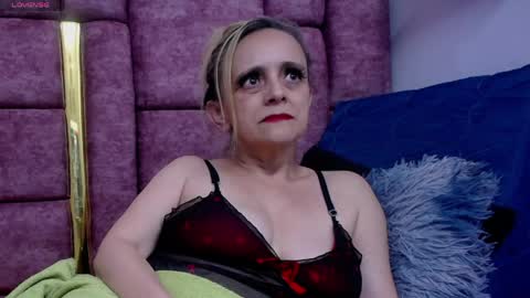 ASHLEY online show from April 5, 9:06 am