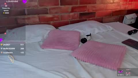 Soy Crystal online show from March 1, 4:11 pm