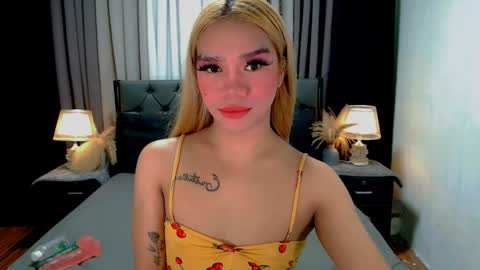 bea takashi  online show from April 23, 9:30 am