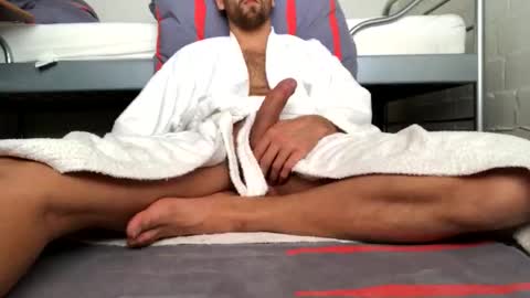 Snapshot of crzcrz chatting on December 22, 11:35 pm crzcrz online show from December 22, 11:35 pm