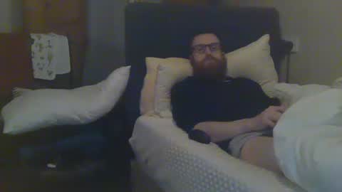 Snapshot of cs014g8493 chatting on February 12, 12:16 am chris online show from February 12, 12:16 am