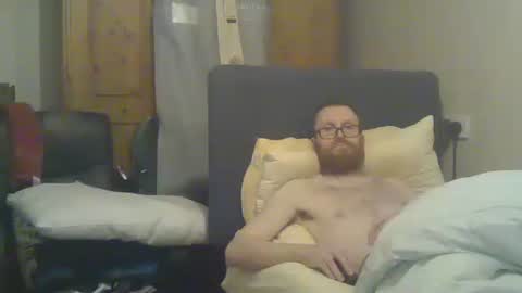 Snapshot of cs014g8493 chatting on September 21, 12:12 am chris online show from September 21, 12:12 am