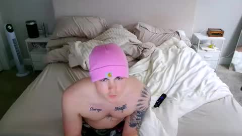 csecrets online show from April 12, 9:31 pm