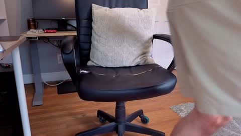 Snapshot of cthotguy5000 chatting on December 26, 1:21 pm cthotguy5000 online show from December 26, 1:21 pm