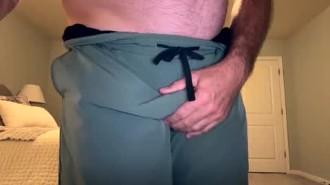 Snapshot of cuban2_slut chatting on October 20, 12:33 am Cubantoo online show from October 20, 12:33 am