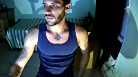 Snapshot of cubanhot2 chatting on June 24, 3:49 am Cubanhot2 online show from June 24, 3:49 am