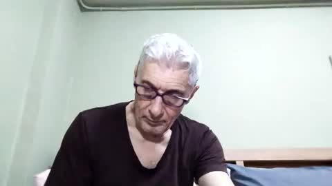 BIG UNCUT HARD COCK online show from October 15, 12:33 am