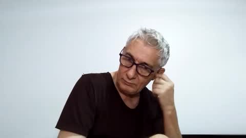 Snapshot of cucaio18 chatting on February 11, 12:26 am BIG UNCUT HARD COCK online show from February 11, 12:26 am