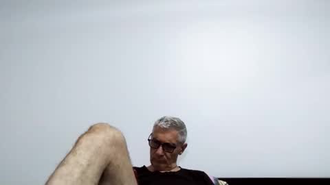 Snapshot of cucaio18 chatting on March 12, 8:53 am BIG UNCUT HARD COCK online show from March 12, 8:53 am