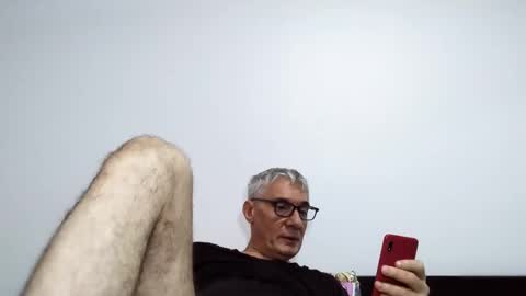 Snapshot of cucaio18 chatting on March 17, 2:38 am BIG UNCUT HARD COCK online show from March 17, 2:38 am