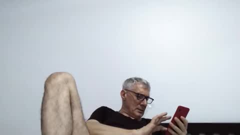 Snapshot of cucaio18 chatting on March 21, 8:19 am BIG UNCUT HARD COCK online show from March 21, 8:19 am