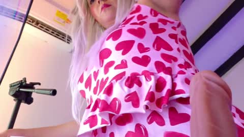 Snapshot of cuckoldlover69_ chatting on December 14, 4:12 am cuckoldlover69_ online show from December 14, 4:12 am