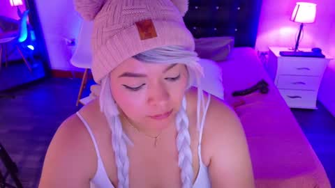 Snapshot of cuckoldlover69_ chatting on February 22, 9:56 am cuckoldlover69_ online show from February 22, 9:56 am