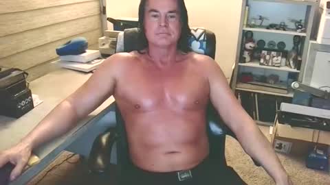 Yup... kinda old but Stop in and say hello online show from May 17, 4:54 am