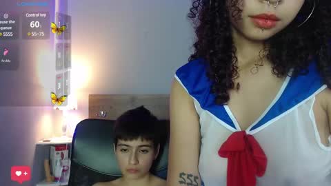 Snapshot of cuddle_bunny_ chatting on December 6, 6:06 pm cuddle_bunny_ online show from December 6, 6:06 pm