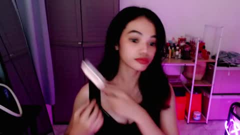 Snapshot of cuddlepunk_bubble chatting on April 27, 9:02 pm cuddlepunk_bubble online show from April 27, 9:02 pm