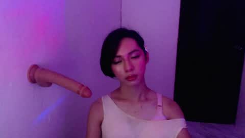 Snapshot of cuddlepunk_bubble chatting on April 29, 2:43 pm cuddlepunk_bubble online show from April 29, 2:43 pm