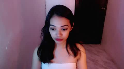Snapshot of cuddlepunk_bubble chatting on May 29, 5:22 pm cuddlepunk_bubble online show from May 29, 5:22 pm